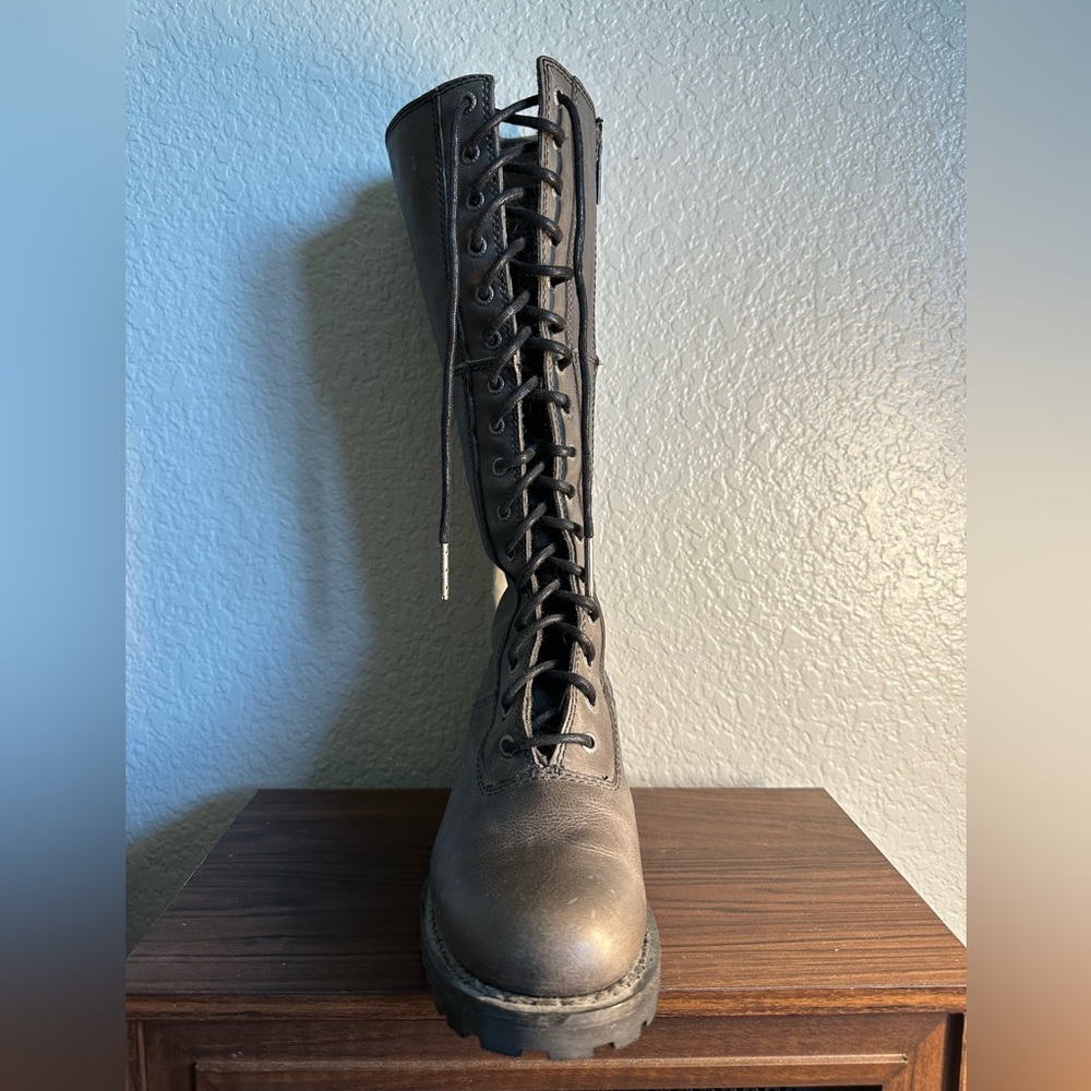 SOLD Harley Davidson Motorcycle Boots - Picture 5 of 6